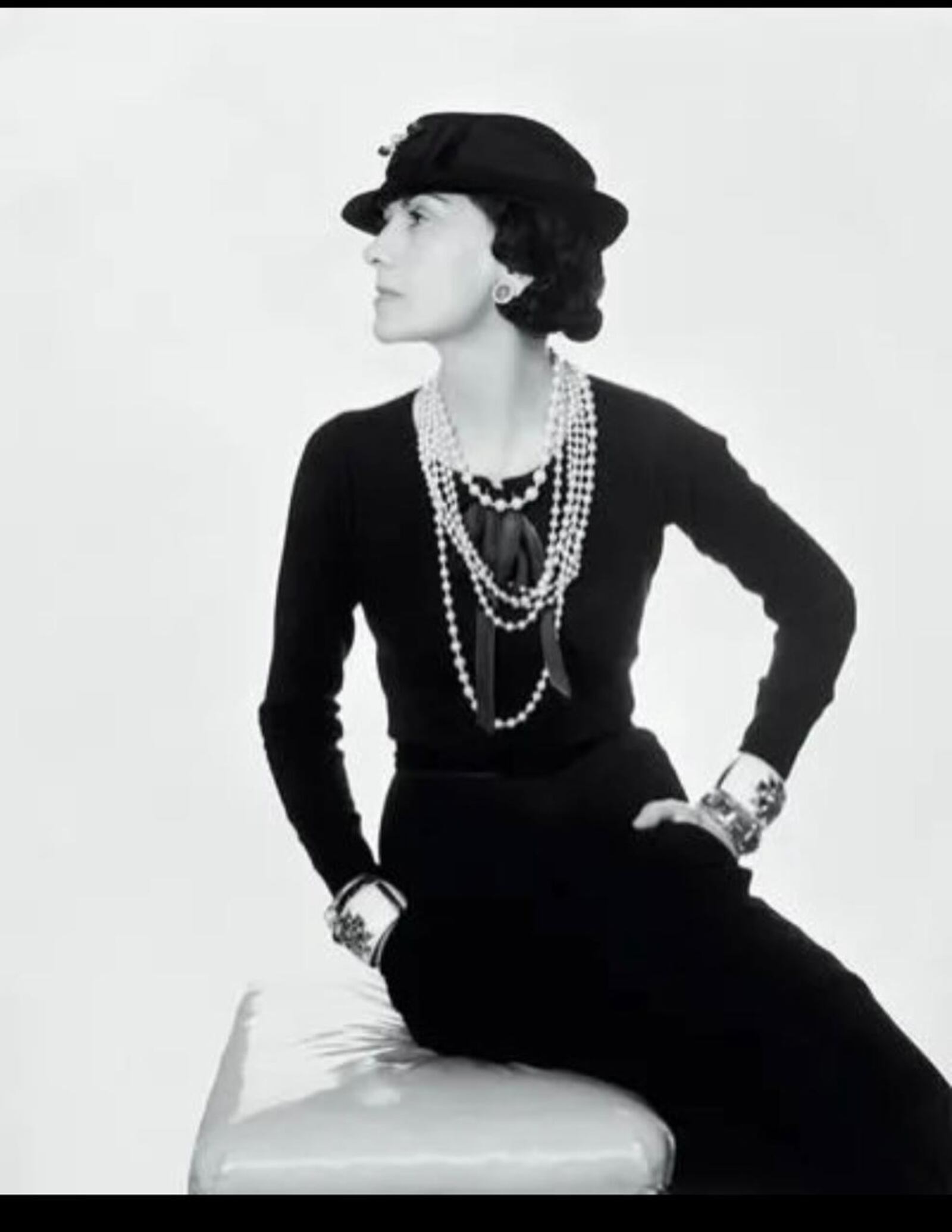 Gabrielle “Coco” Chanel eternizou o pretinho básico
