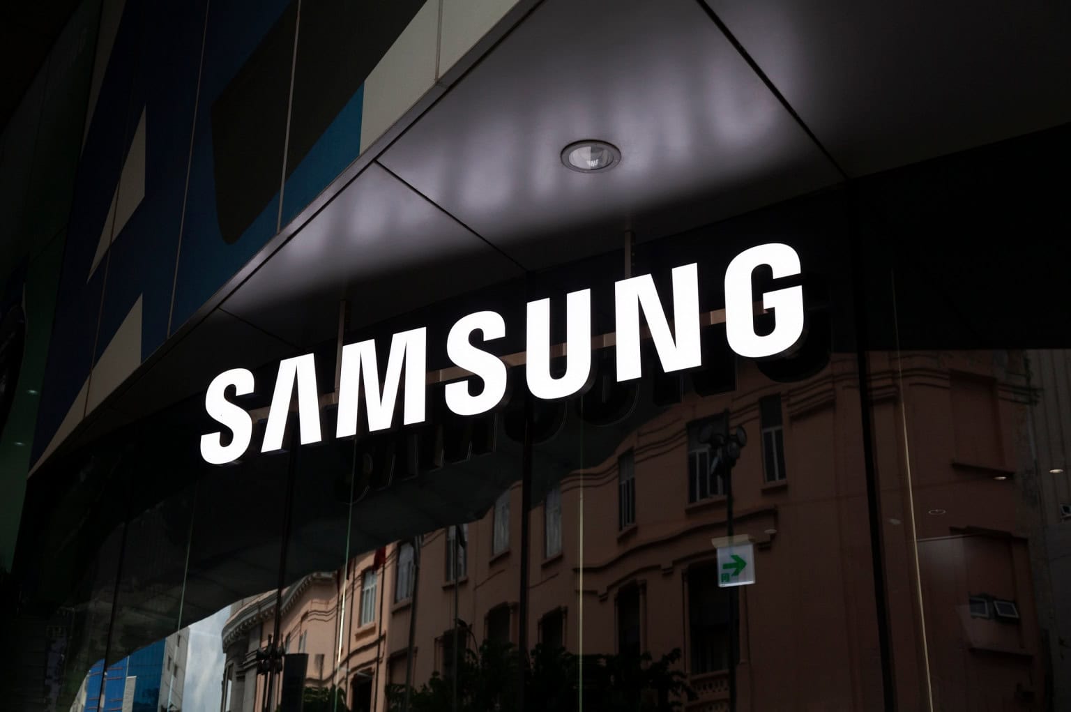 Samsung começa a trocar OneDrive pelo Google Fotos e muda como celulares Galaxy sincronizam fotos e vídeos
