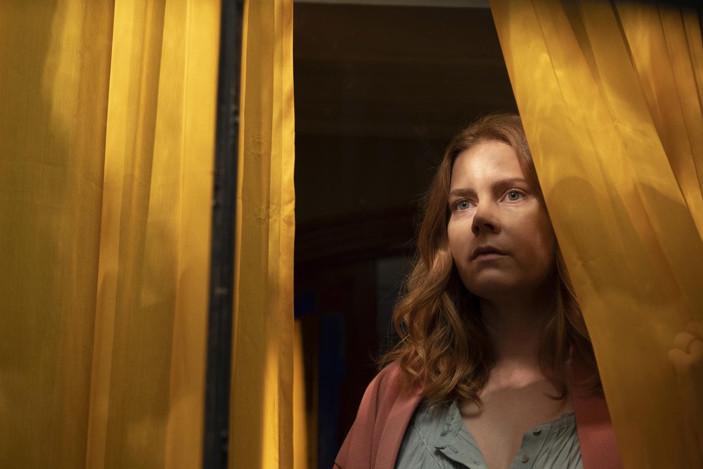 "A Mulher na Janela" é um dos lançamentos originais da empresa para o mês — Foto: Divulgação/Netflix