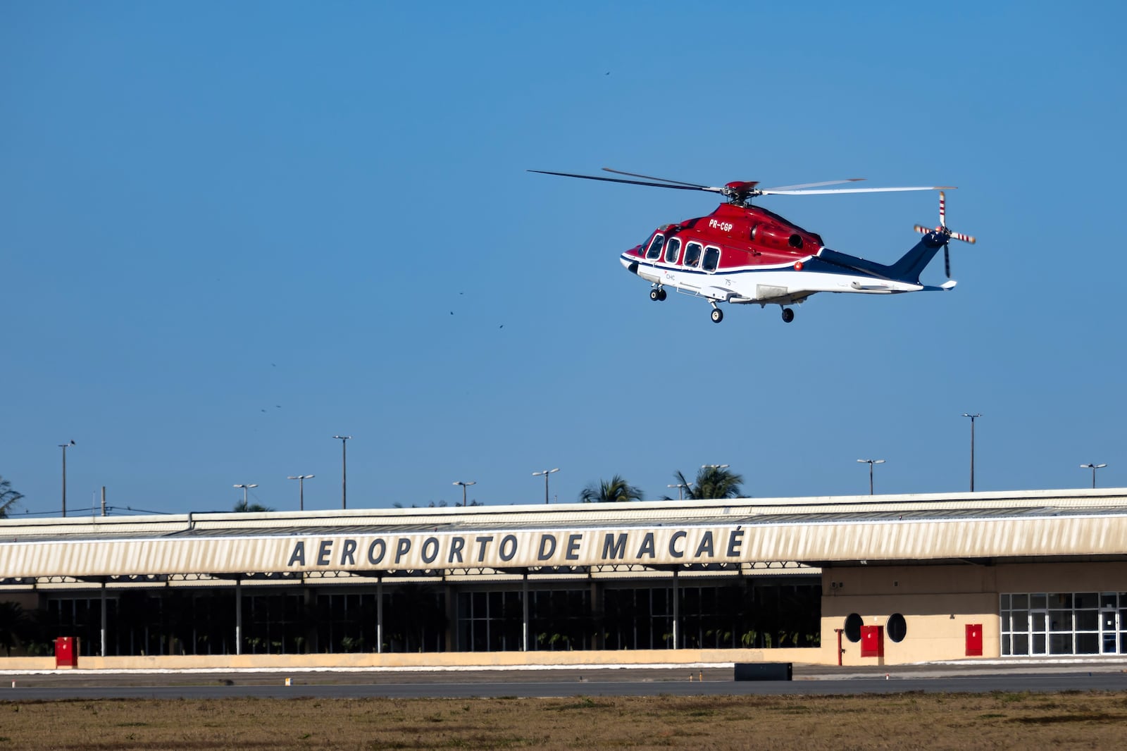 Aeroporto de Macaé: 132 voos e 1.275 passageiros Rui Porto Filho / Zurich Airport Brasil