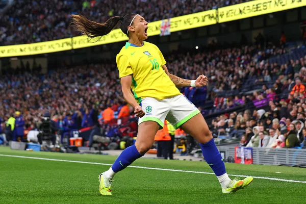 Sem Marta, Arthur Elias convoca Seleção Feminina para amistosos