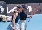 Luisa Stefani conquista bicampeonato nas duplas do SP Open com Dabrowski - imagem 3
