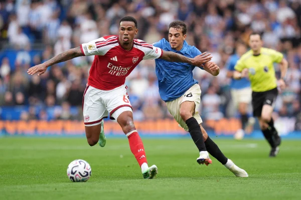 Arsenal é derrotado pelo Brighton e perde invencibilidade na Premier League