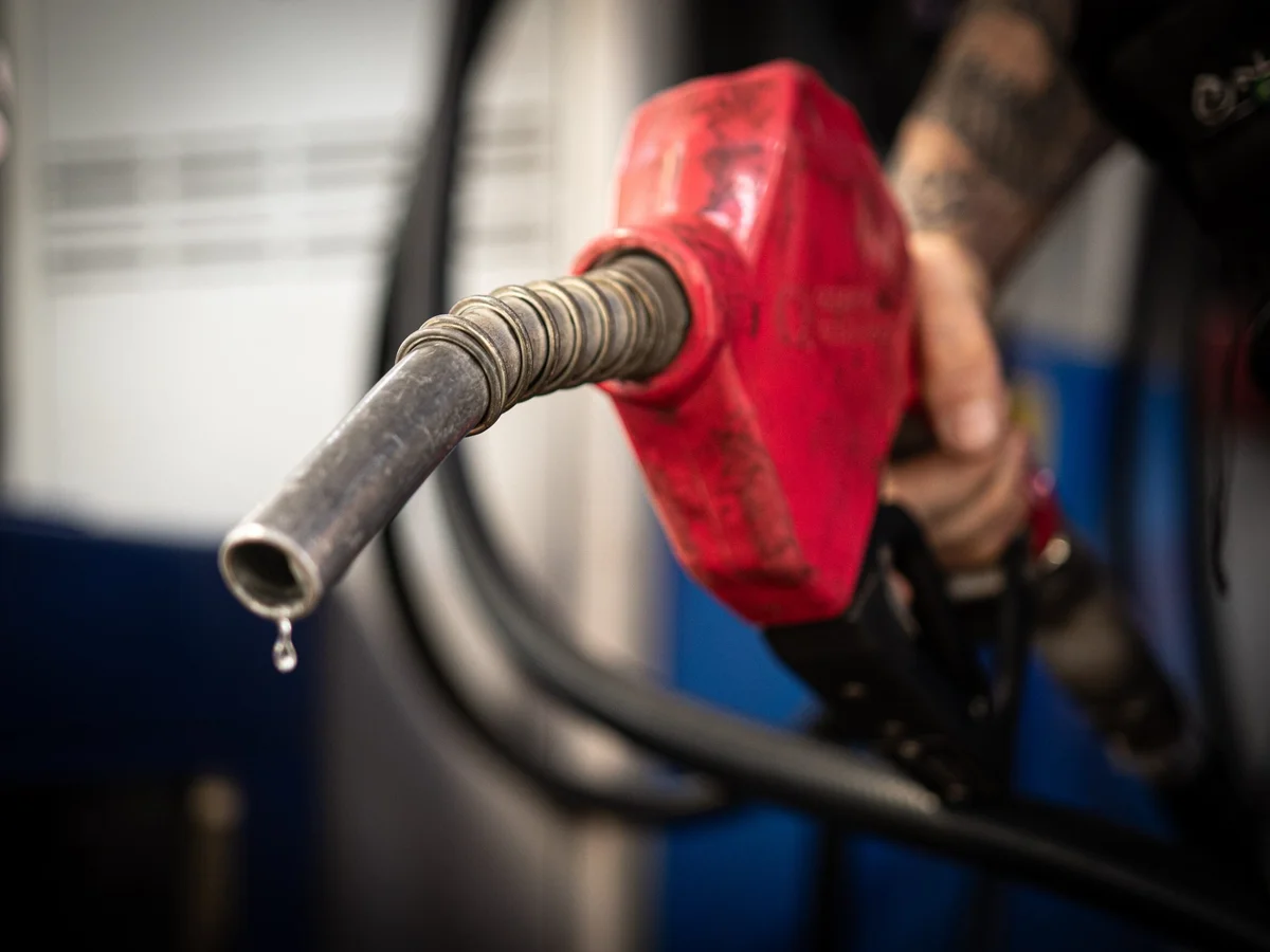 Diesel chega a R$ 7,13 e atinge maior preço no Brasil desde maio, diz ANP