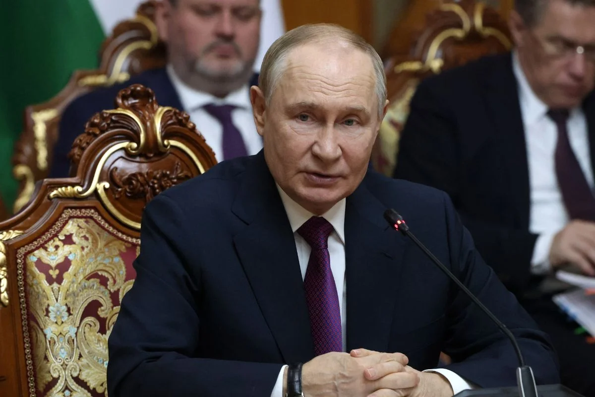 Imagem colorida, O presidente russo, Vladimir Putin, discursou durante uma reunião no Tajiquistão- Metrópoles