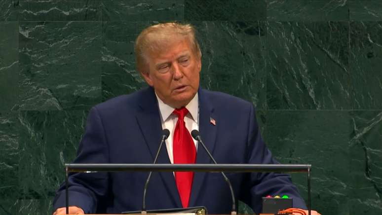 Na ONU, Trump faz discurso de autoexaltação, indica que Cuba é próximo alvo e diz que IA deveria se chamar 'superinteligência'