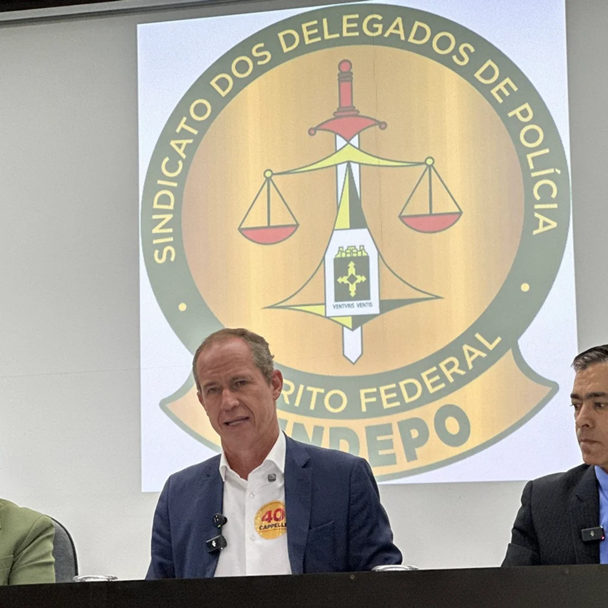 Ricardo Cappelli promete valorizar forças de segurança "sem politicagem"