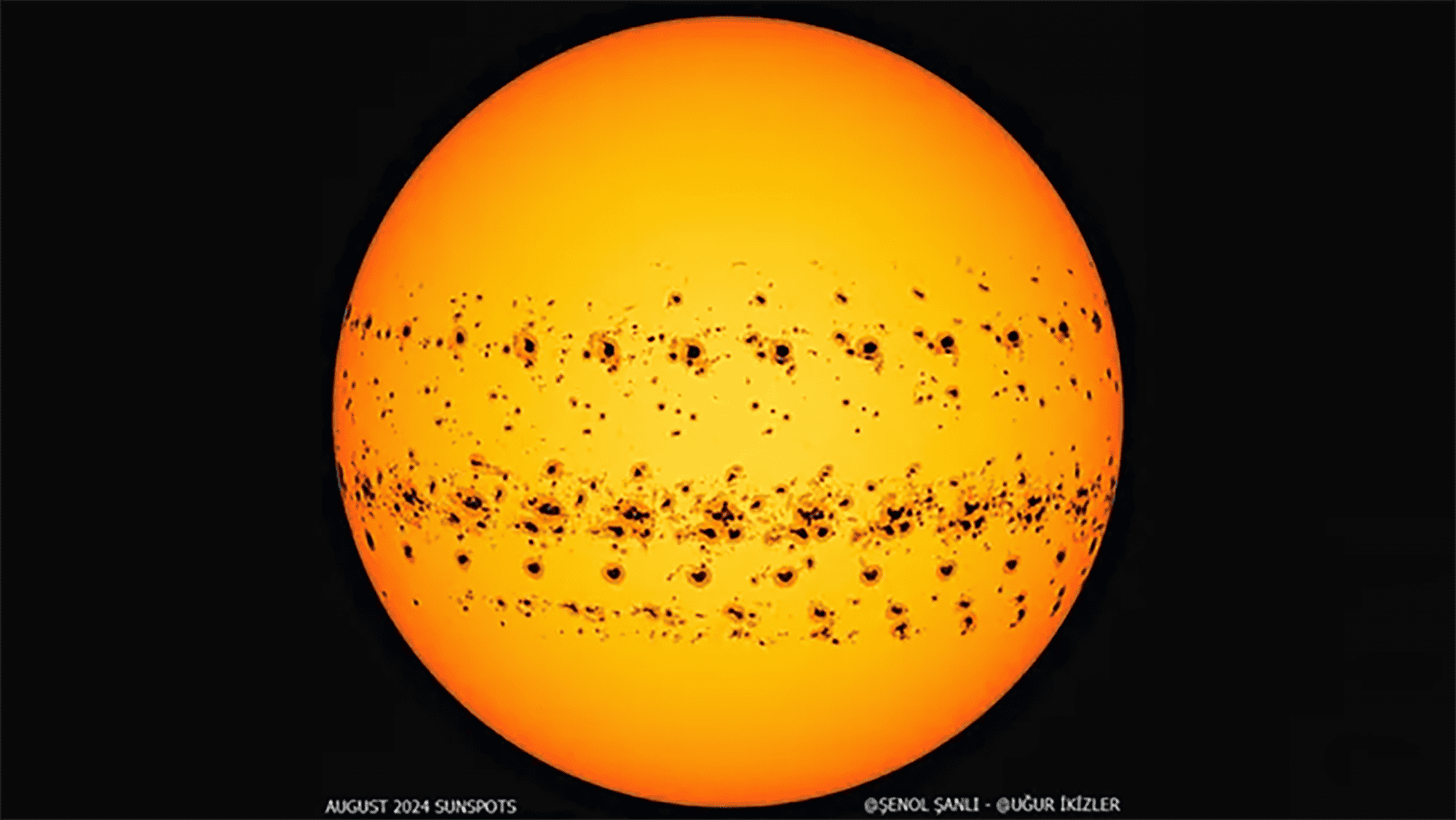 Manchas solares de 1º a 31 de agosto de 2024, mês recorde no número de regiões ativas no Sol desde 2001.
