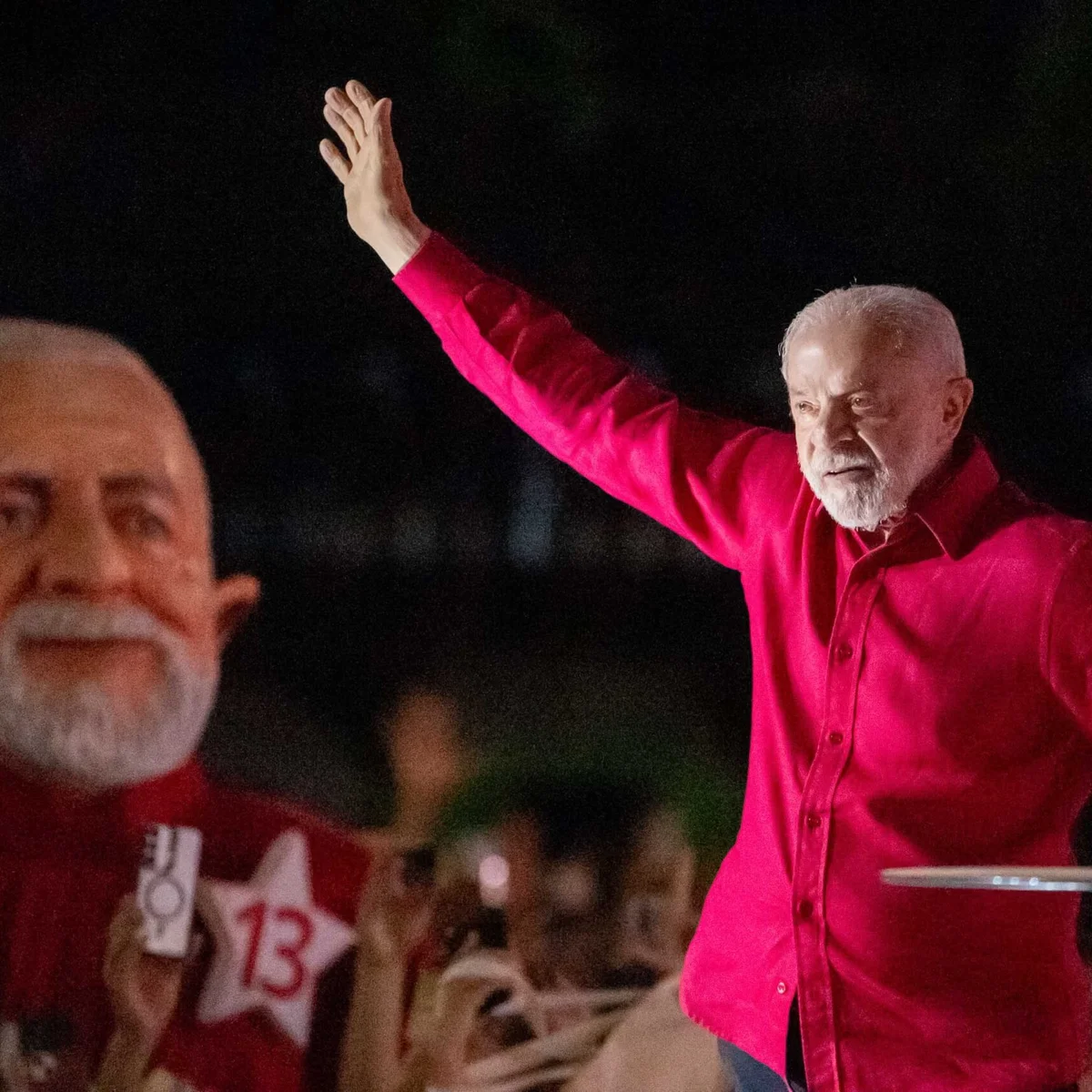 "Não vamos dar dinheiro ao BRB", diz Lula durante ato do PT em Ceilândia