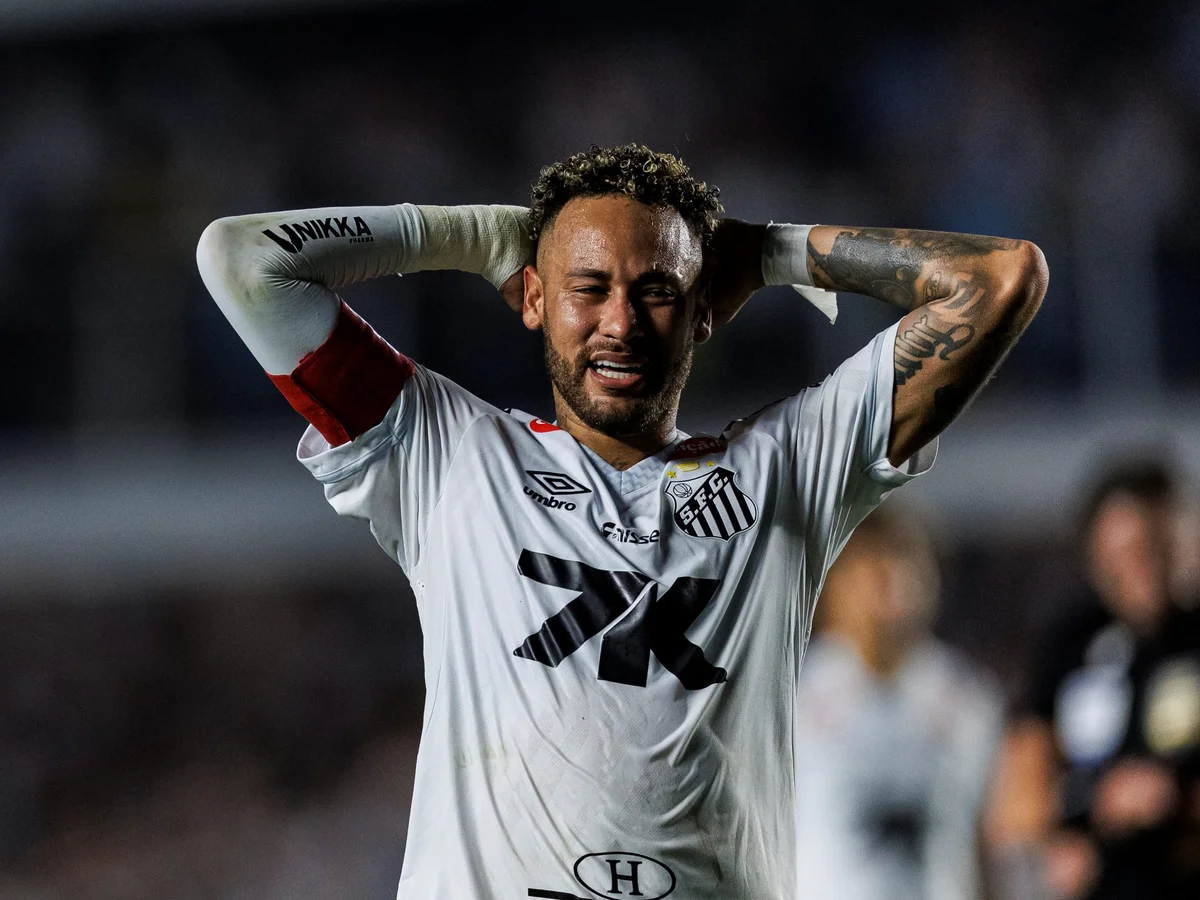 Neymar lamenta eliminação do Santos após provocar torcida do Atlético-MG