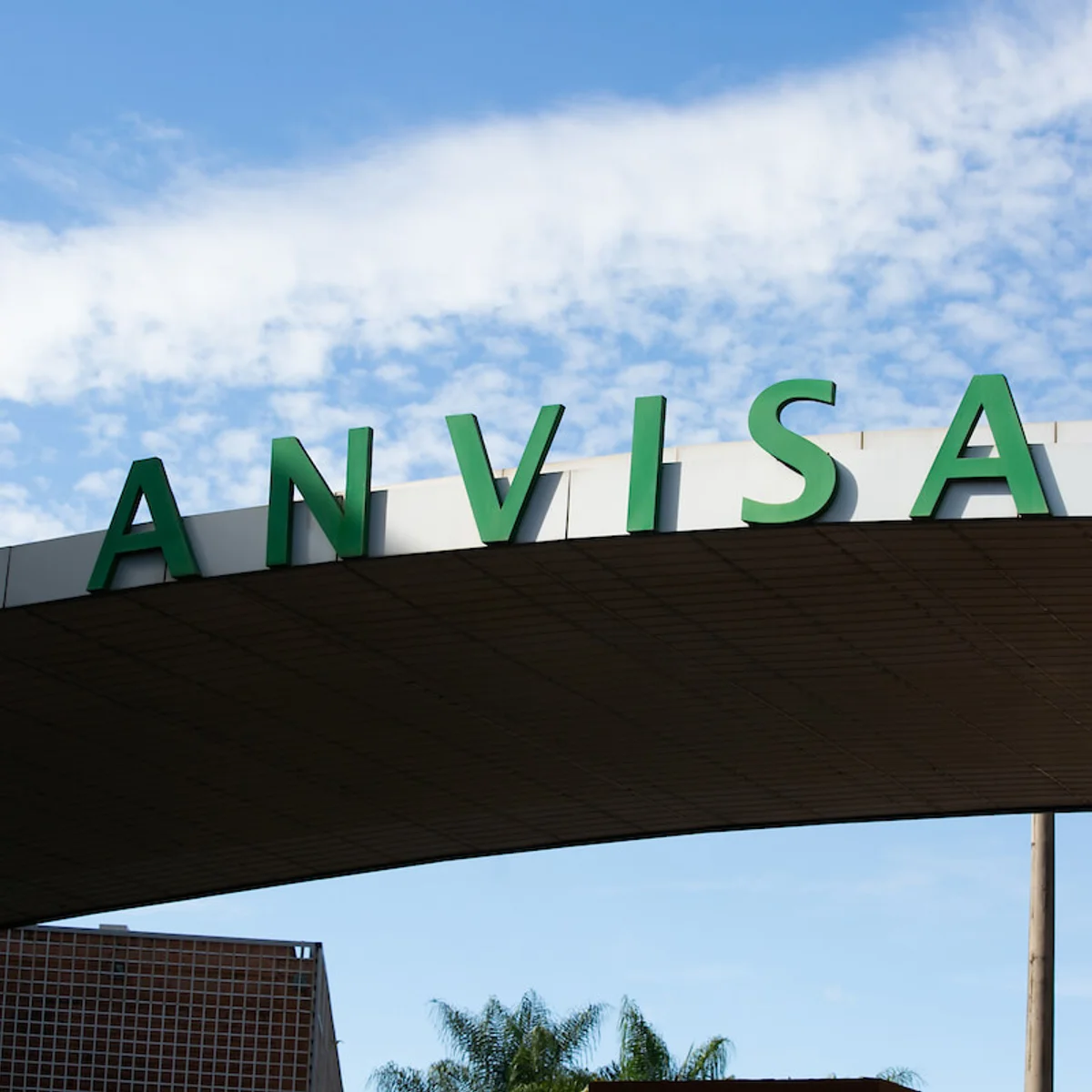 Anvisa interdita lotes falsos de remédio contra câncer e toxina botulínica