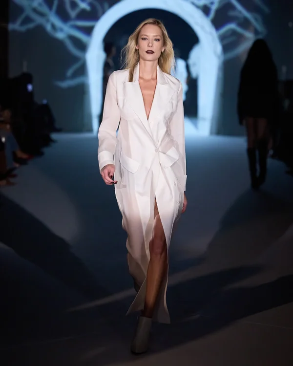 Renata Kuerten, Gianne Albertoni e Ellen Milgrau hoje no Metrópoles Catwalk