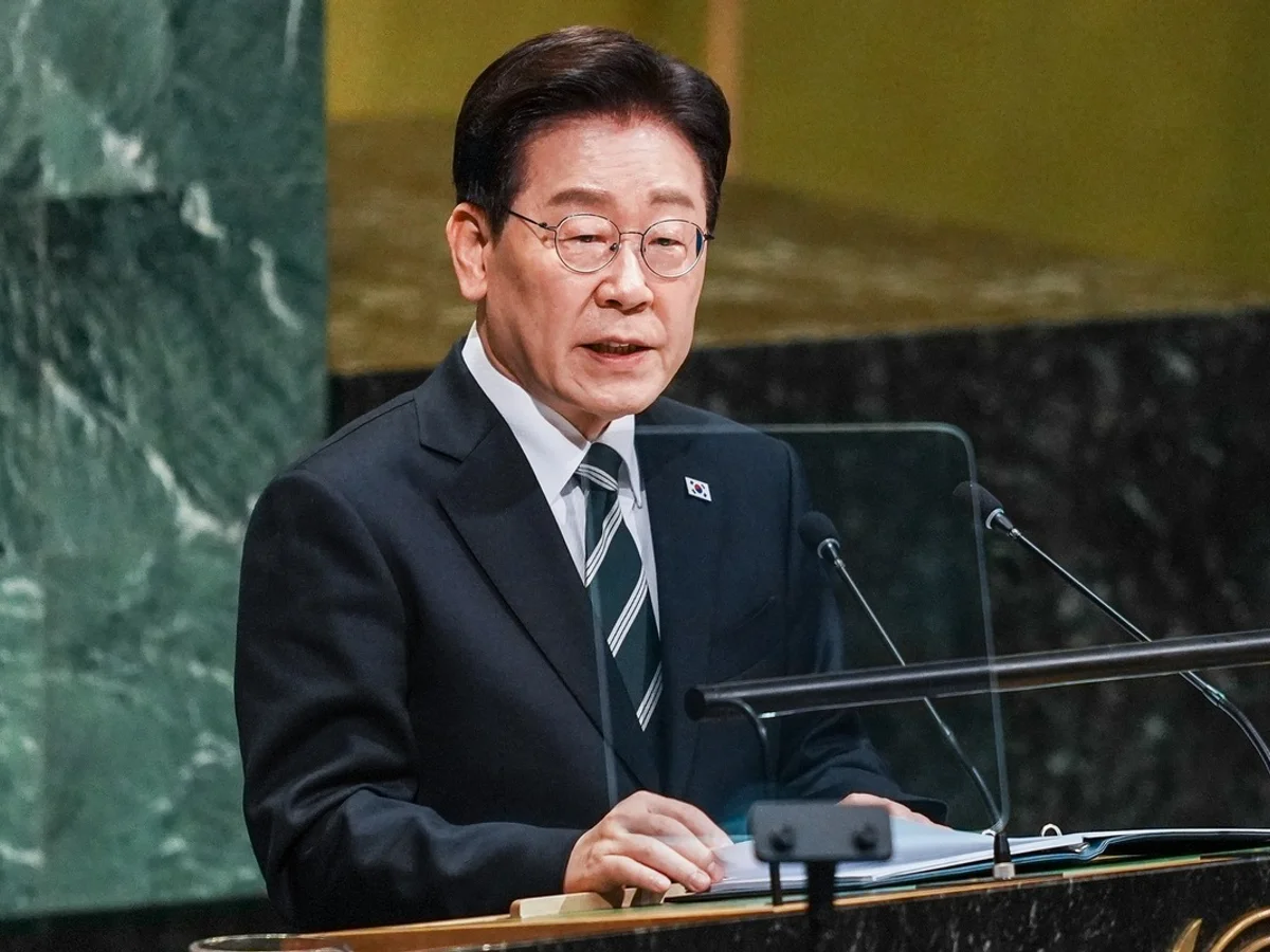 Presidente da Coreia do Sul quer mediar conversa entre Trump e Kim Jong-un