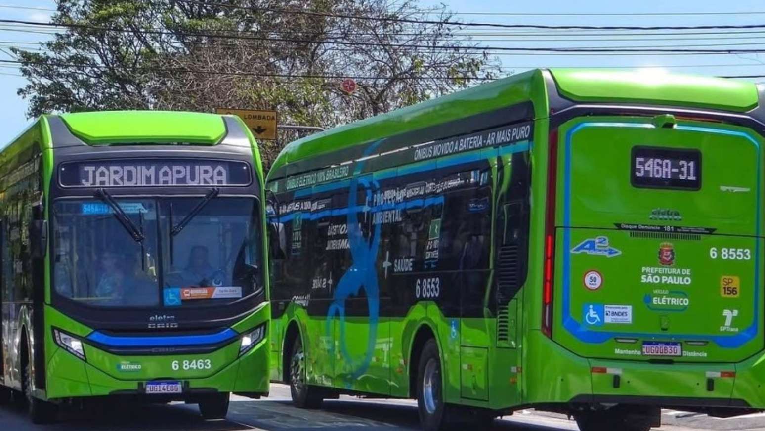 &Ocirc;nibus da empresa A2 Transportes na Zona Sul de S&atilde;o Paulo