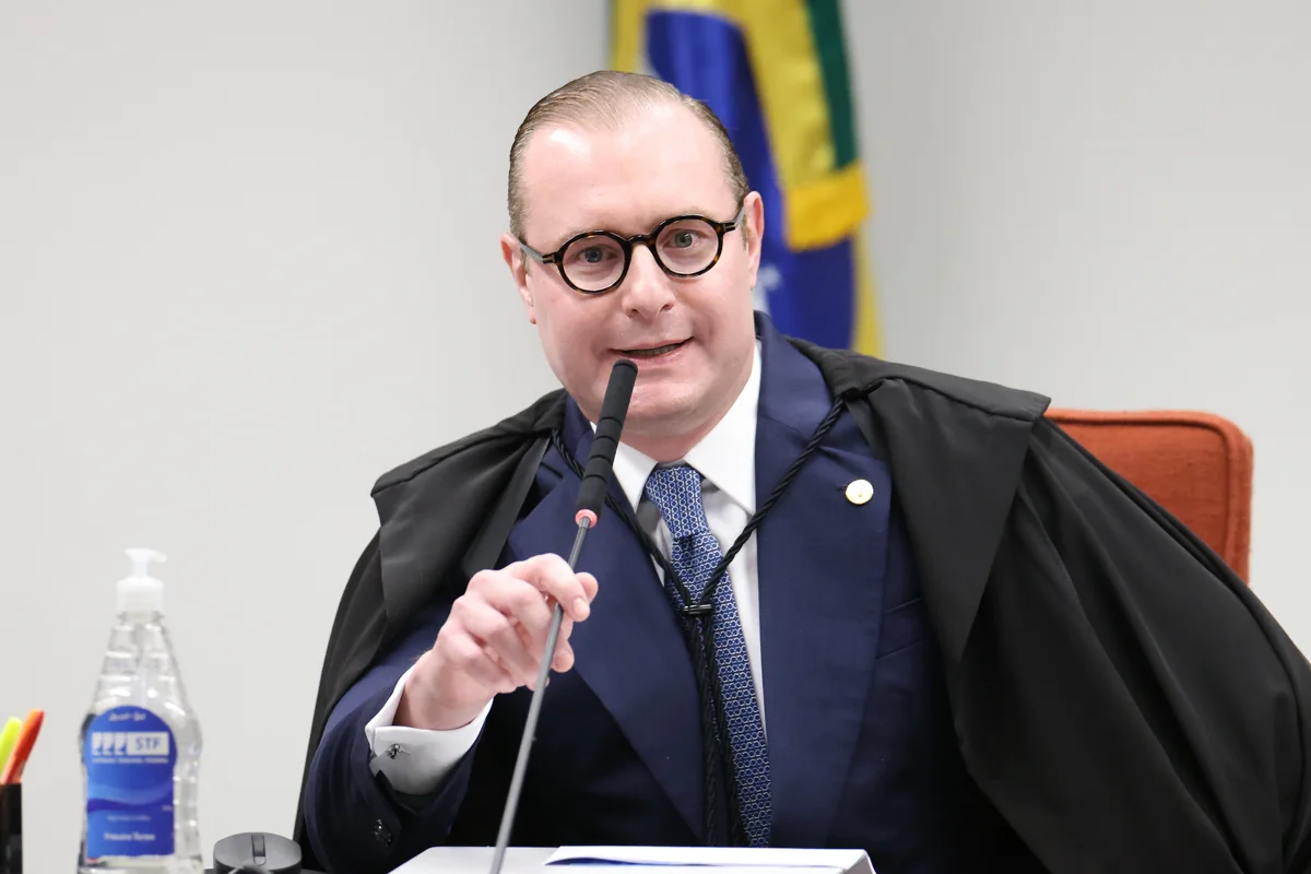 Imagem da matéria: Zanin vai relatar pedido para obrigar Alcolumbre a instalar CPI do Master