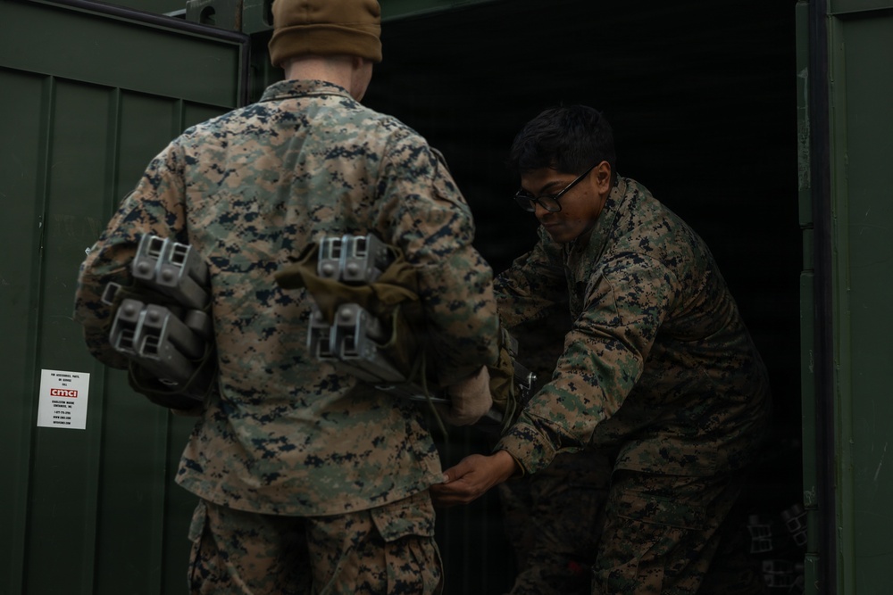 Imagem relacionada à notícia: CORE 26 - Pronto no Alto Norte- U S Marinhas Acesso Equipamento Presopositivo para Exercício do Ártico