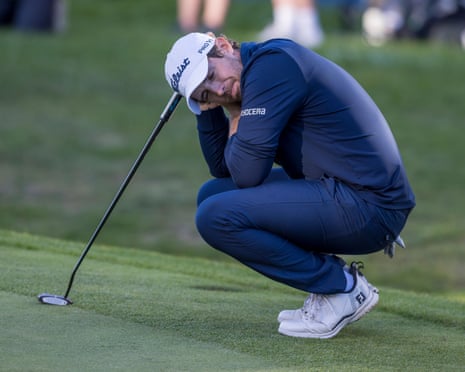 Imagem da matéria: O conto de fadas de Elvira desmorona na última mão do título do Spaun PGA Championship