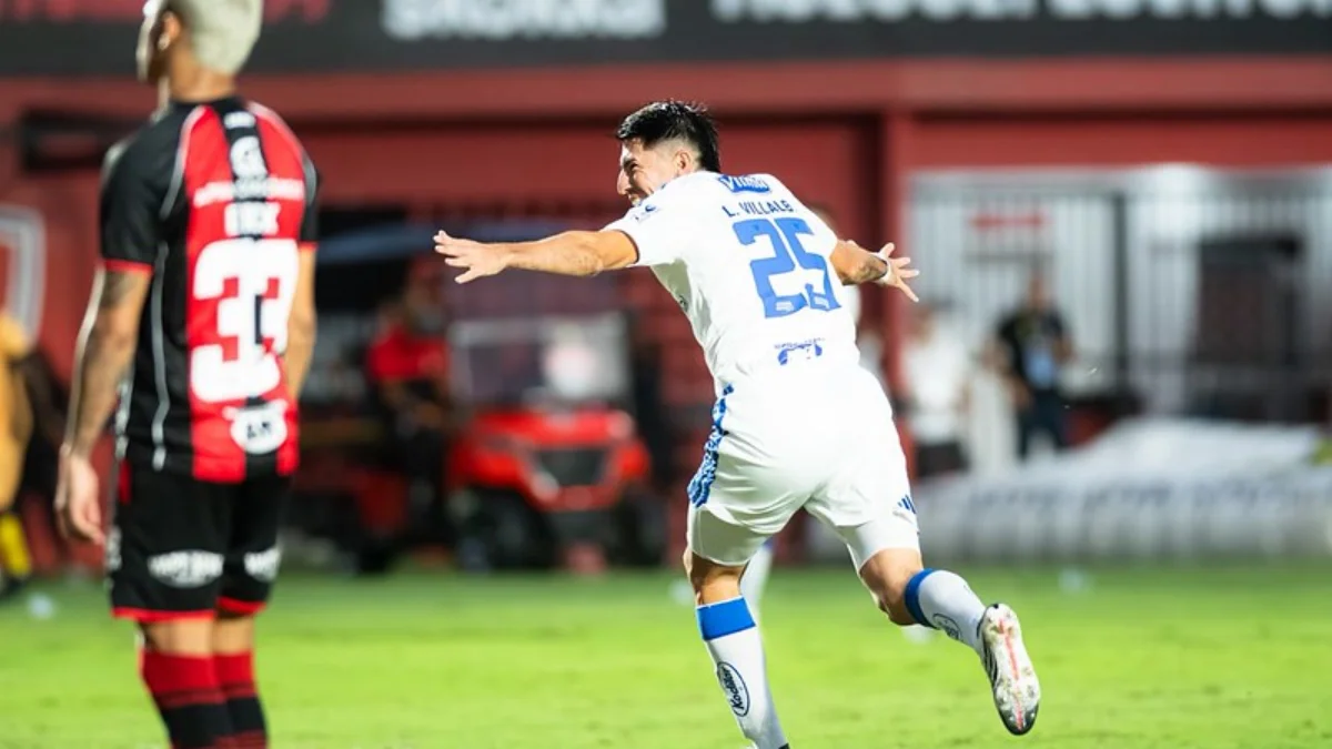 Cruzeiro vence o Vitória de virada e se aproxima do G-4 do Brasileirão