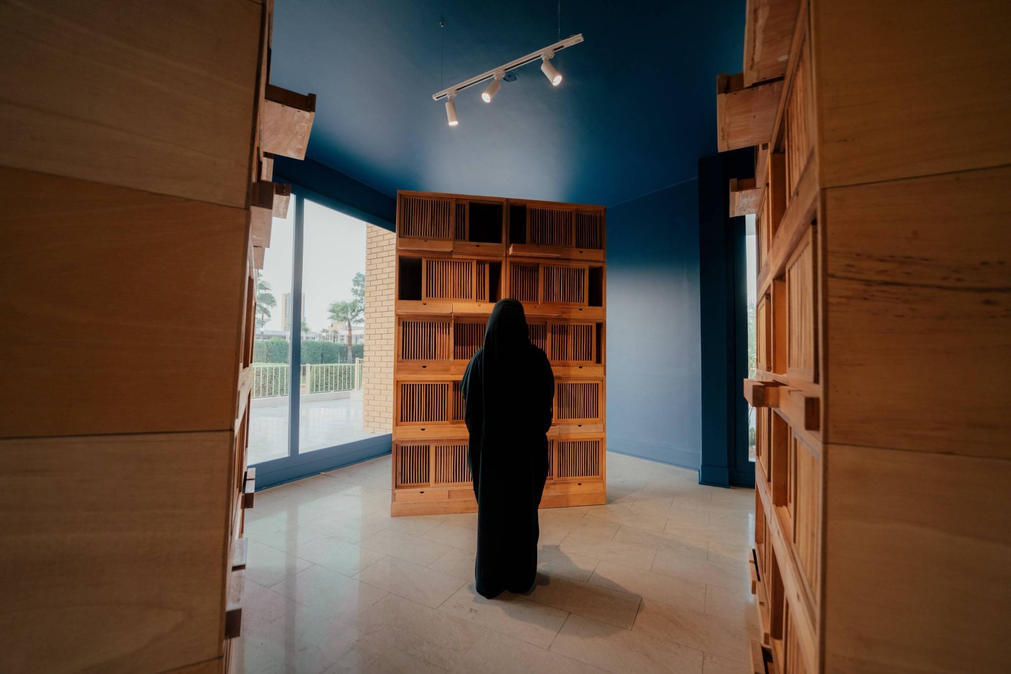 "Ao Longo do Caminho": 34 artistas sauditas redefinem o significado da viagem na exposição de Riade