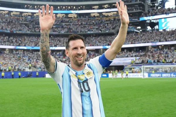 Ingressos para a despedida de Lionel Messi na seleção ultrapassam R$1.600