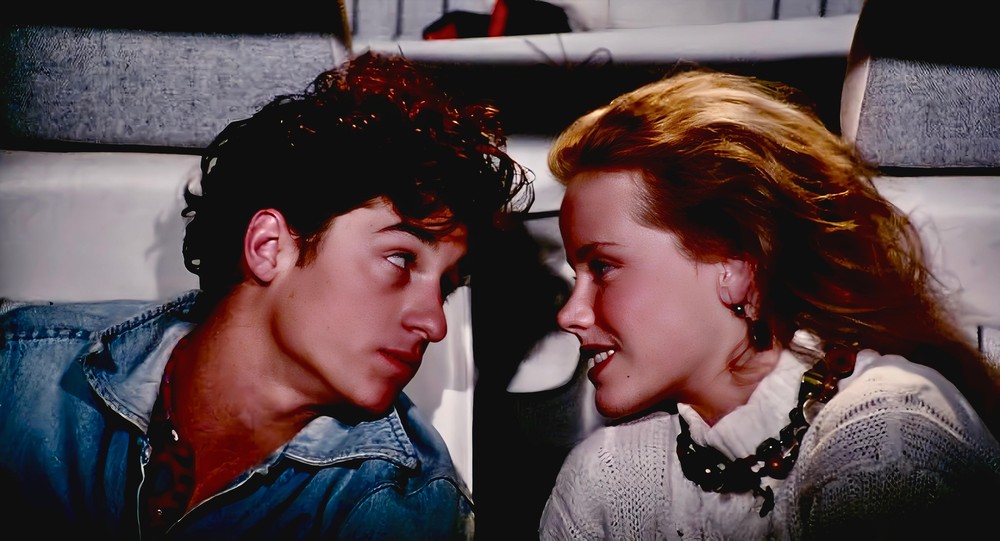 Namorada de Aluguel é um clássico de namoro entre o nerd e a garota popular — Foto: Reprodução/IMDb