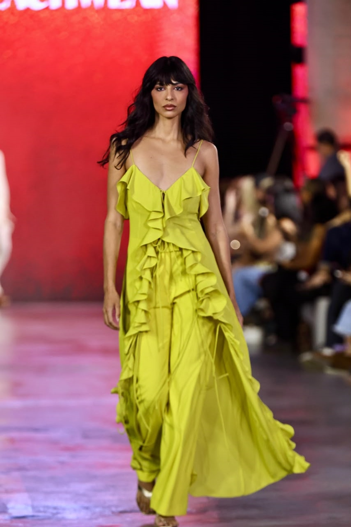 Metrópoles Catwalk conclui edição com Petzold 1981, Lago e Vitor Cunha