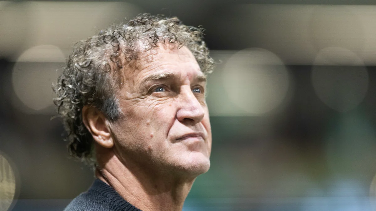 Cuca analisa eliminação do Santos e diz que jogadores sentiram o jogo