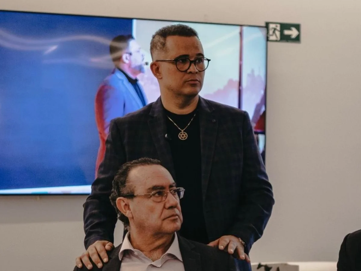 Cury lamenta sumiço de conselheiro de campanha em helicóptero com Rick