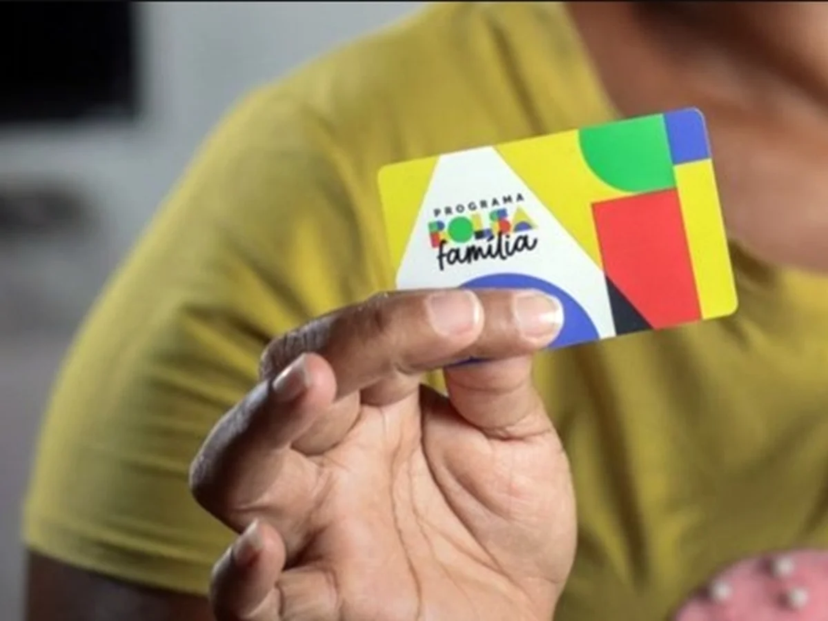 Reajuste do Bolsa Família: entenda o que muda e quando cai pagamento