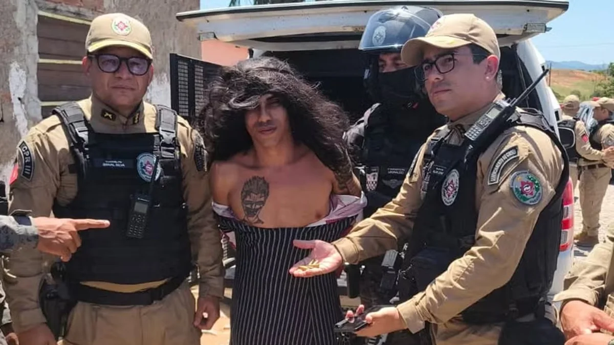 PB: polícia apreende adolescente ligado a matador preso vestido de mulher