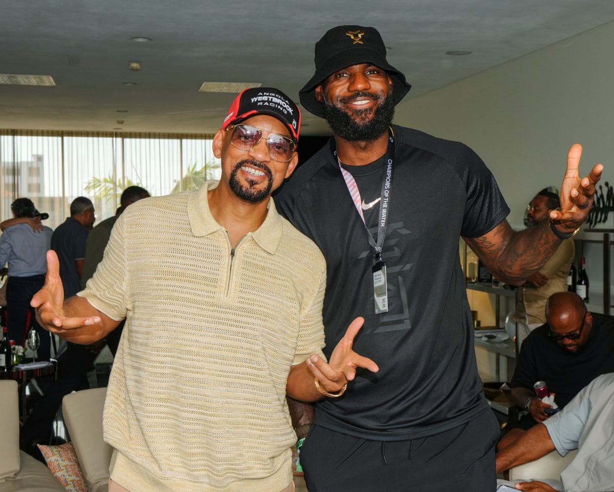 LeBron James já uma vez se indignou contra a máquina. Cada vez mais, ele ajuda a sustentá-la.