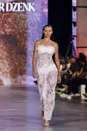 Mikaela Gomes, veterana do Metrópoles Catwalk, brilha no 3º dia de desfiles