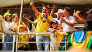Fl&aacute;vio Bolsonaro diz que aumento do Bolsa Fam&iacute;lia &eacute; &lsquo;ilegal&rsquo; e chama de &lsquo;desespero&rsquo; de Lula