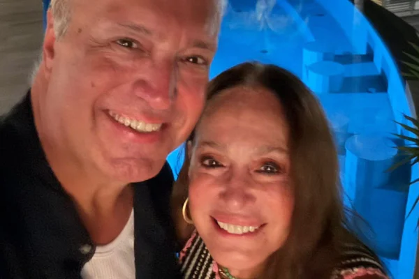 Susana Vieira celebra 61 anos do filho e semelhança chama a atenção; foto