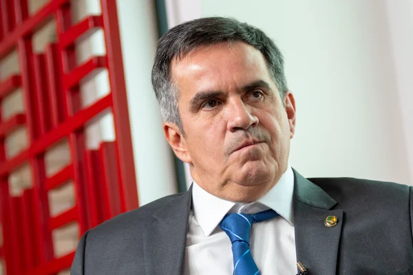 “Insuportáveis”, disse Zettel a Vorcaro após cobranças de Ciro por dinheiro