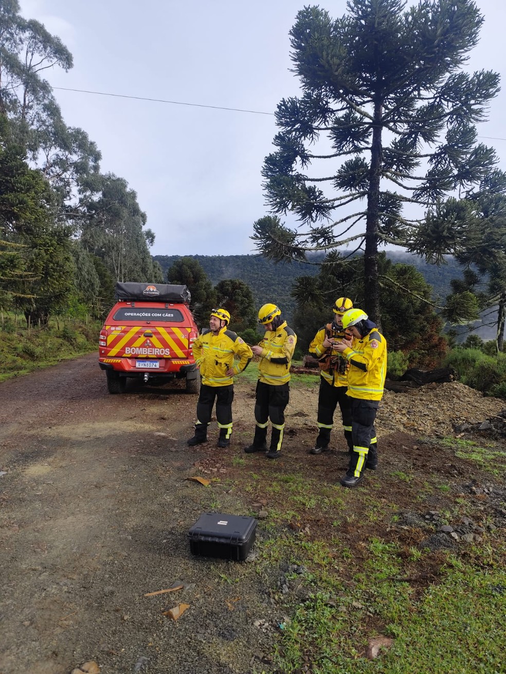 Helicóptero com cantor Rick, da dupla com Renner, é localizado; não há sobreviventes