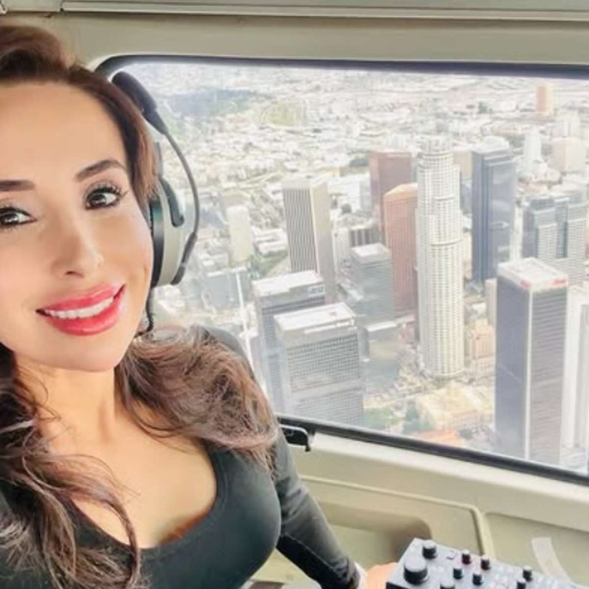 Quem era ‘Eli do helicóptero’, a repórter que morreu em queda de aeronave quando cobria um acidente de trânsito