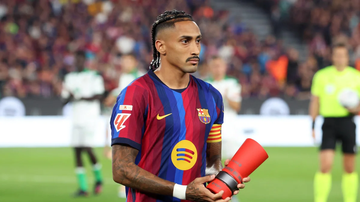 Raphinha supera início mais goleador da carreira de Messi