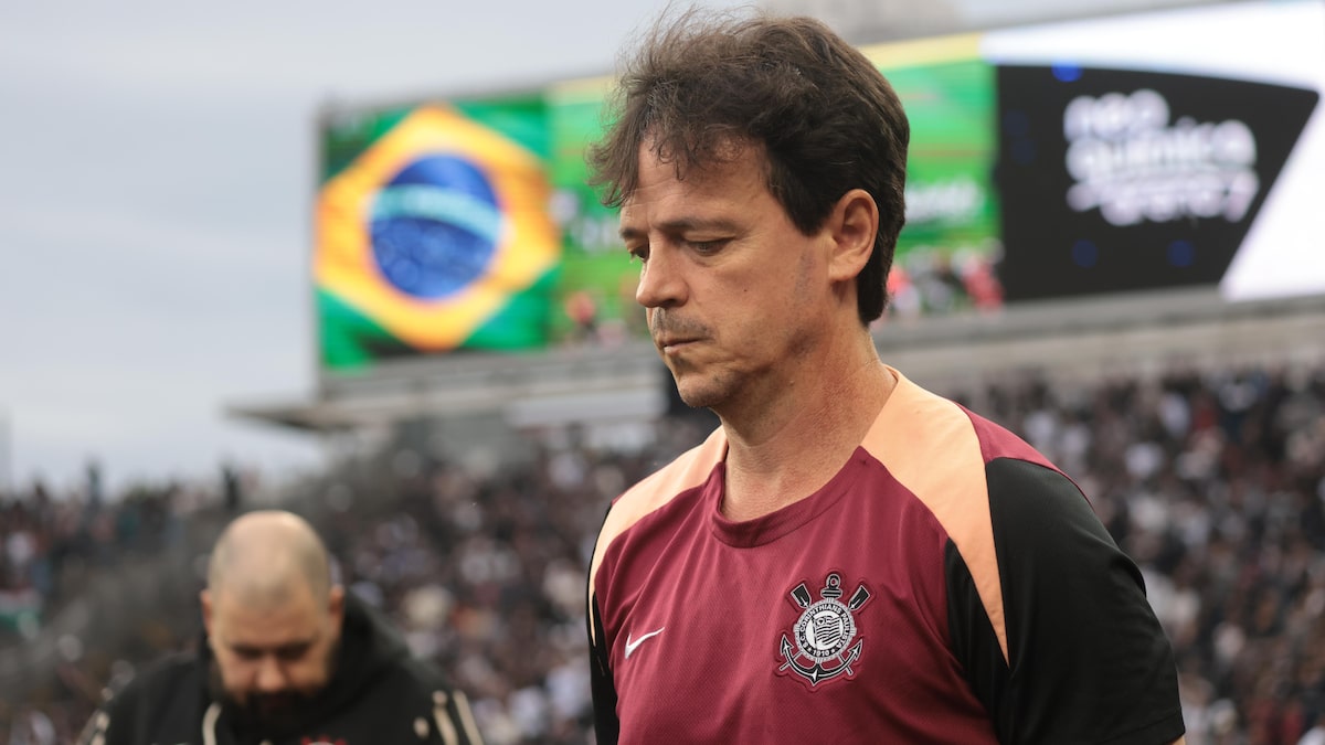 Diniz defende ‘convicção’ no Corinthians e garante: ‘Resultados não correspondem às performances’