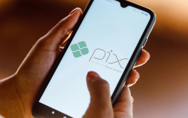 Conta-salário dá para fazer Pix? Entenda as novas regras do Banco Central