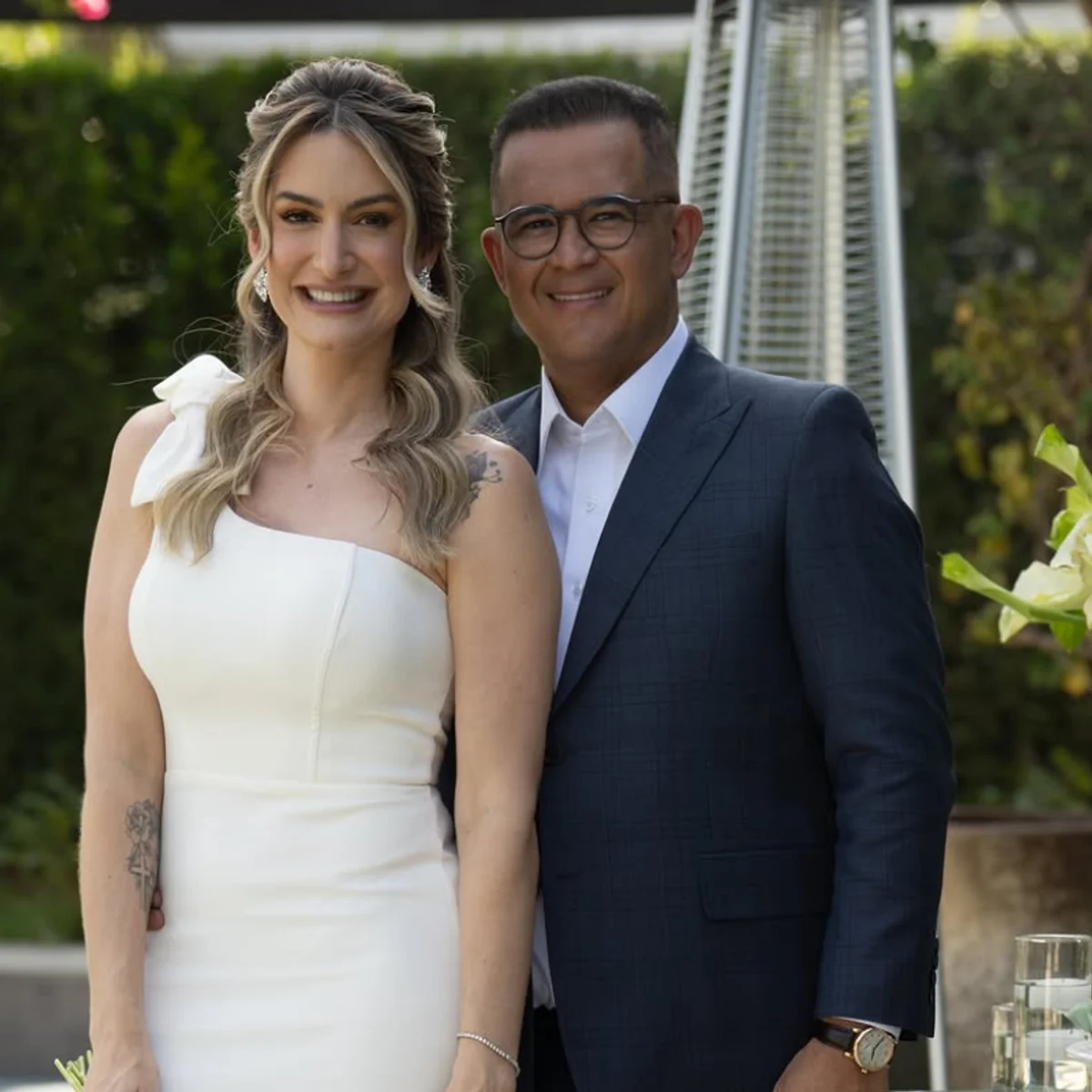 Esposa de Bruno Avelar desabafa sobre buscas: "Aguenta firme, meu amor"