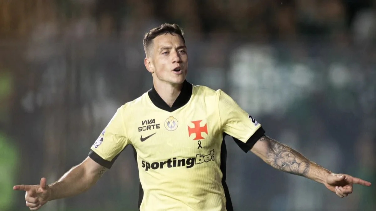 Vasco goleia Coritiba em São Januário e deixa o Z-4 do Brasileirão