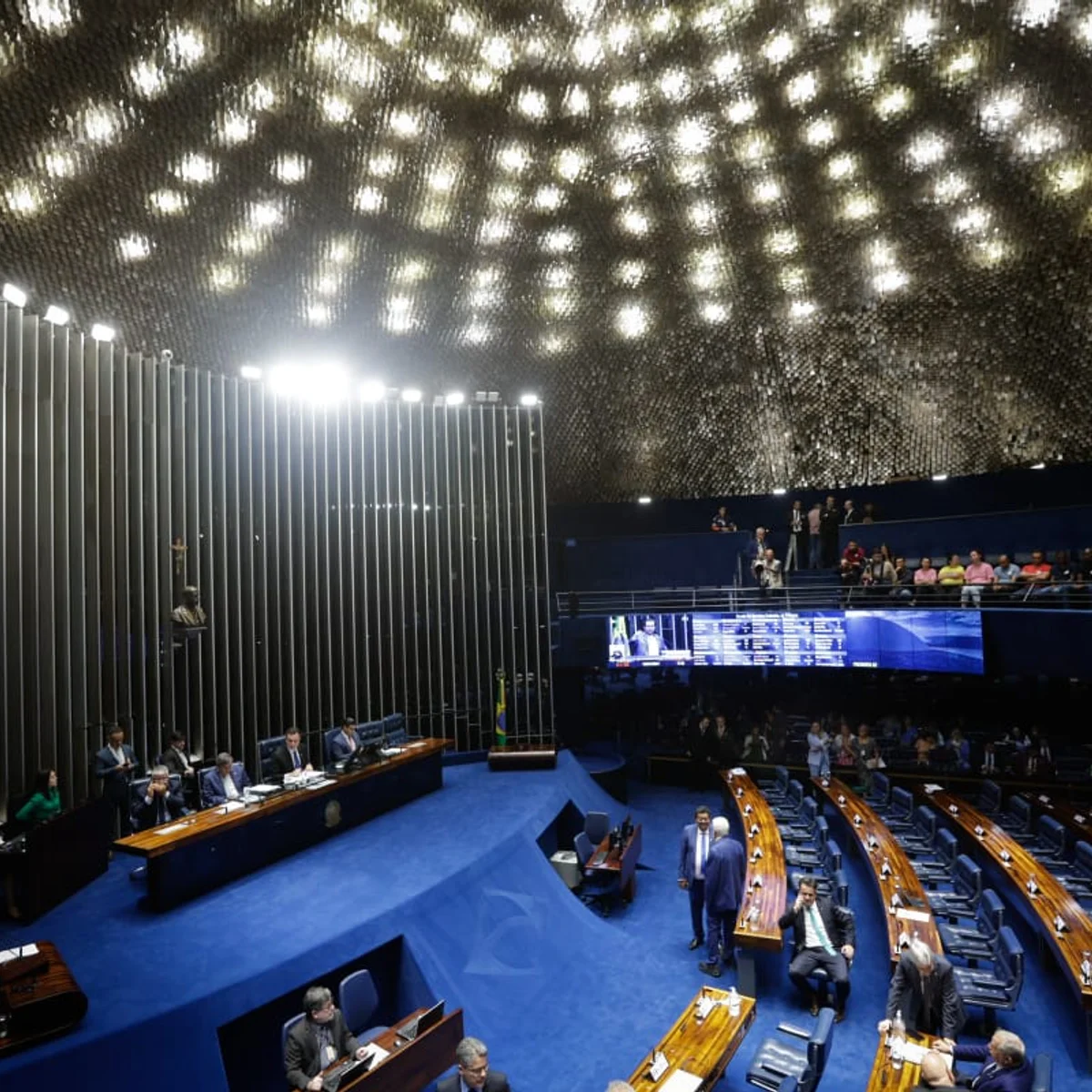 Quaest mostra disputa embolada pelas duas vagas ao Senado no Paraná