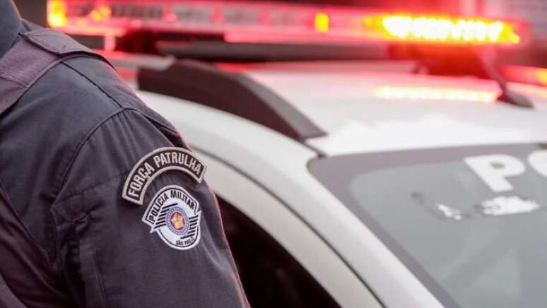 Homem morre baleado por PM durante ocorrência de surto psicótico em apartamento no Ipiranga
