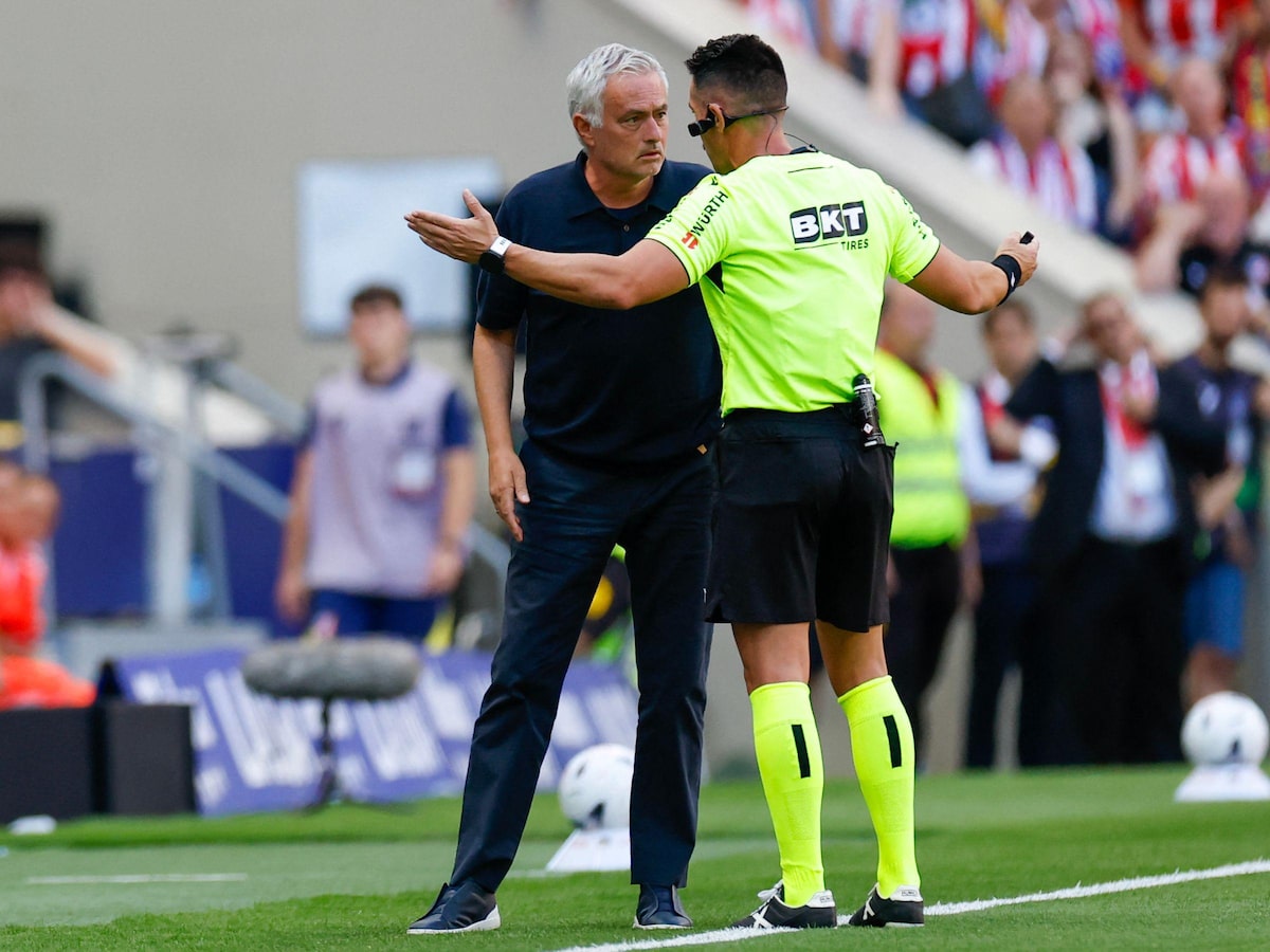 Real Madrid e José Mourinho detonam árbitro após derrota em dérbi: ‘Foi tudo muito estranho’; veja