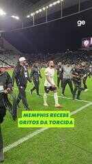 Torcedores do Corinthians gritaram para Memphis após a eliminação do clube