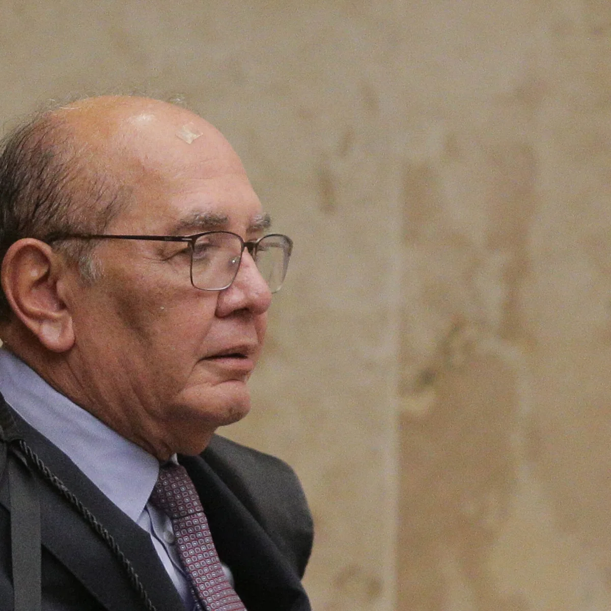 Gilmar decide que reajuste de Lula ao Bolsa Família não viola lei eleitoral