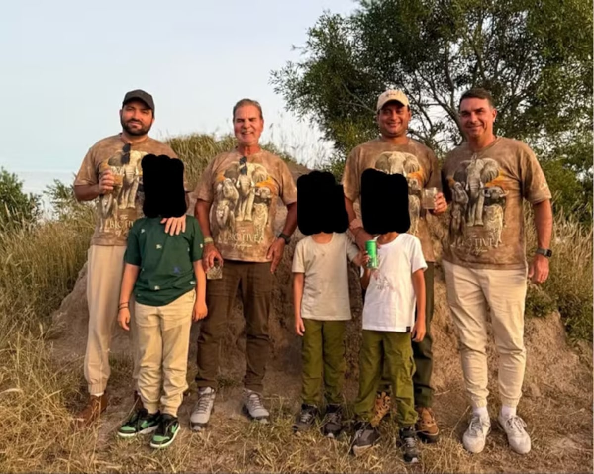 Foto de Flávio em safári na África do Sul reúne senador e advogado investigados no caso do INSS