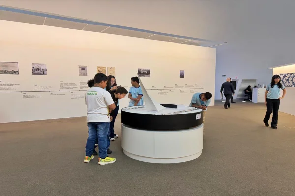 Utopias em construção: alunos de Planaltina vivem sexta cultural no Museu