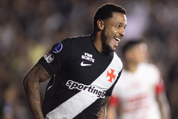 Luta contra o rebaixamento é destaque no sábado (19/9) de Brasileirão